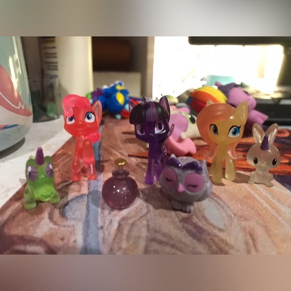 MLP Collection (64 items, mostly small) - Picture 3 of 5